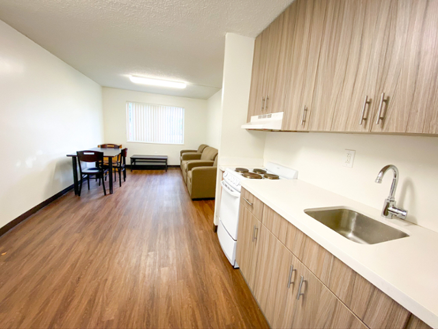 ua 2 bedroom shared kitchen